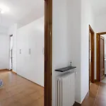 شقة Elena E Joerg 1 *