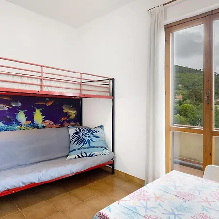 Elena E Joerg 1 Apartman *