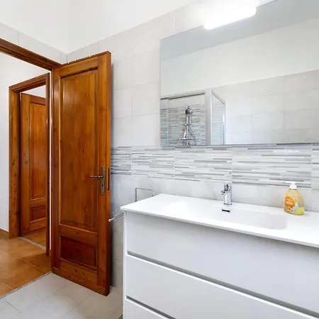 Elena E Joerg 1 Apartman *