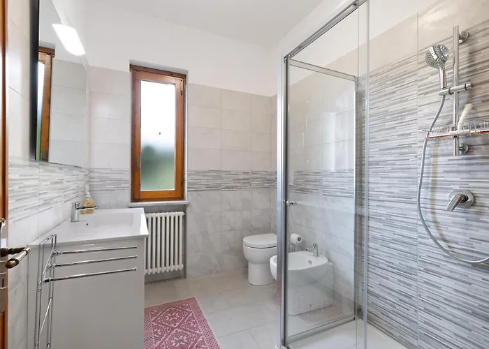 Elena E Joerg 1 Vezzi Portio